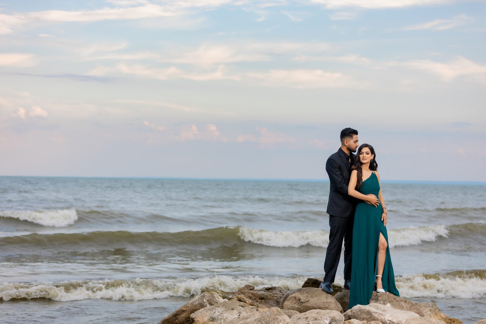 Gairloch gardens Couple photshoot oakville