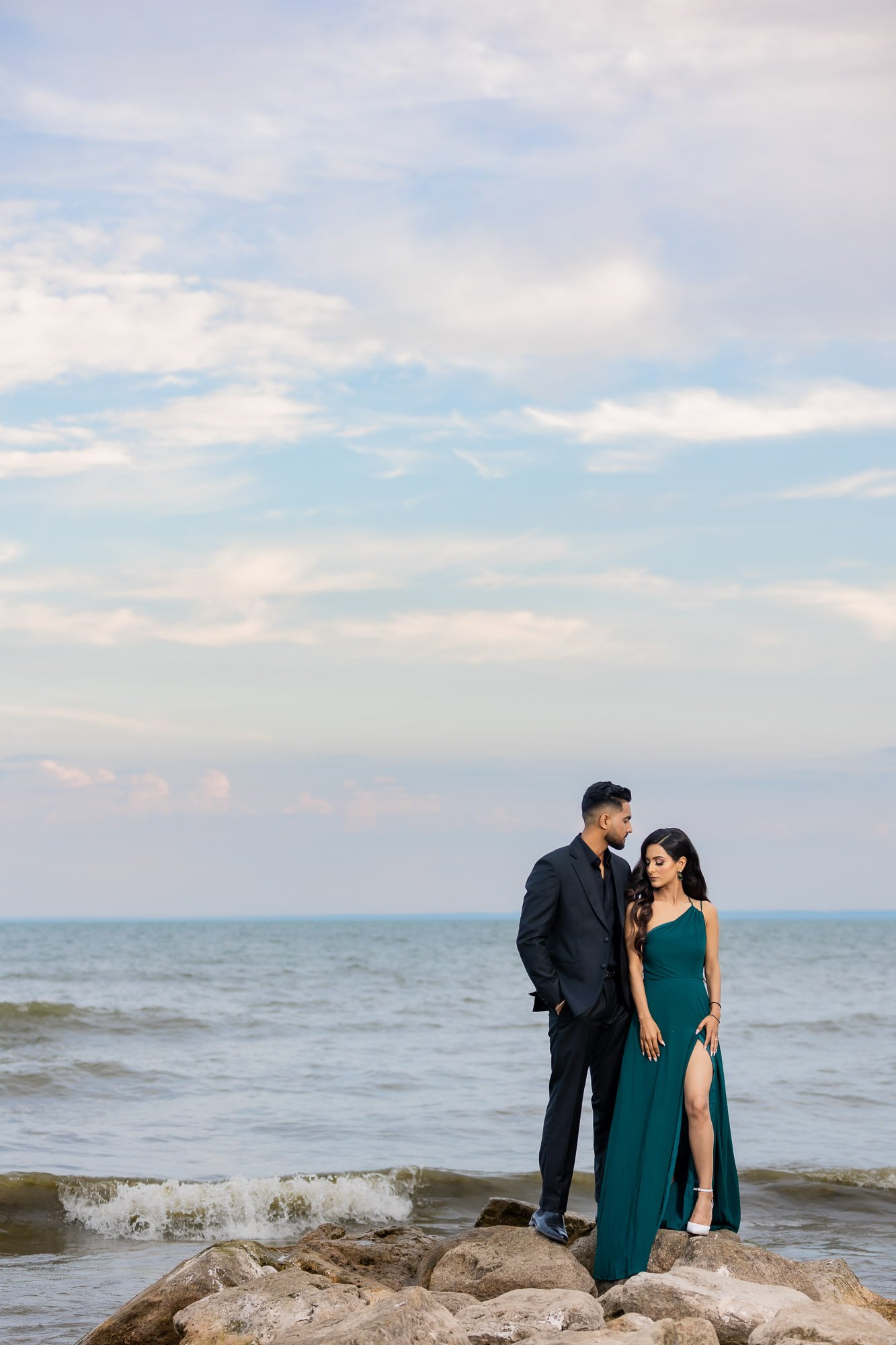Punjabi Couple Engagement Photos | Gairloch Gardens