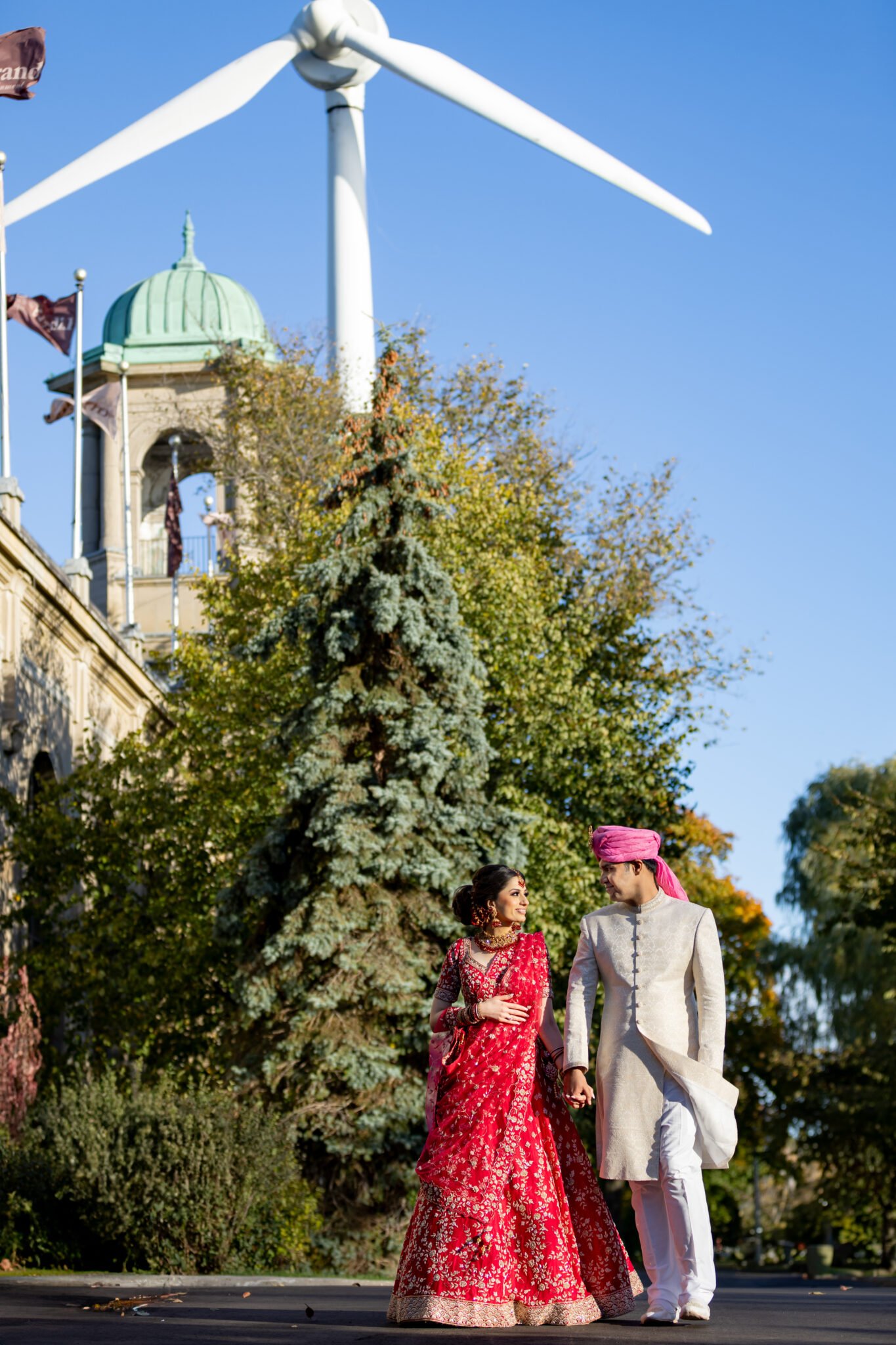 Hindu Wedding Couple Toronto photos